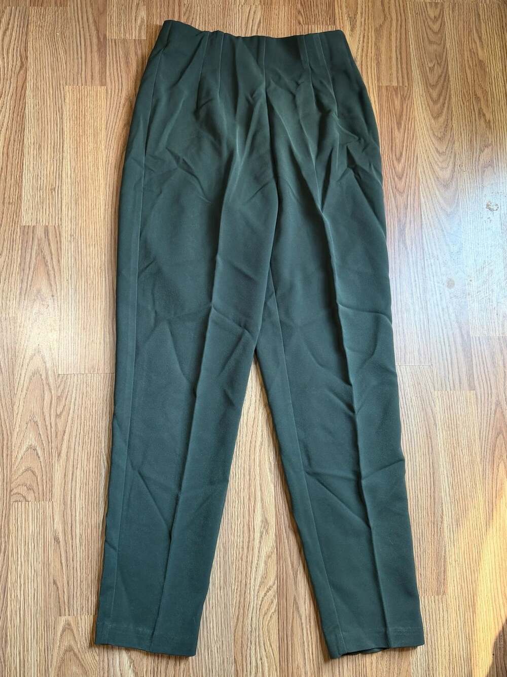 dressbarn Dress Pants Size 6 Green Pleated